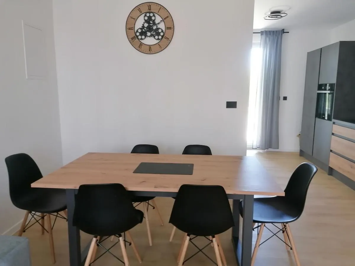 Vir Apartment Luisa