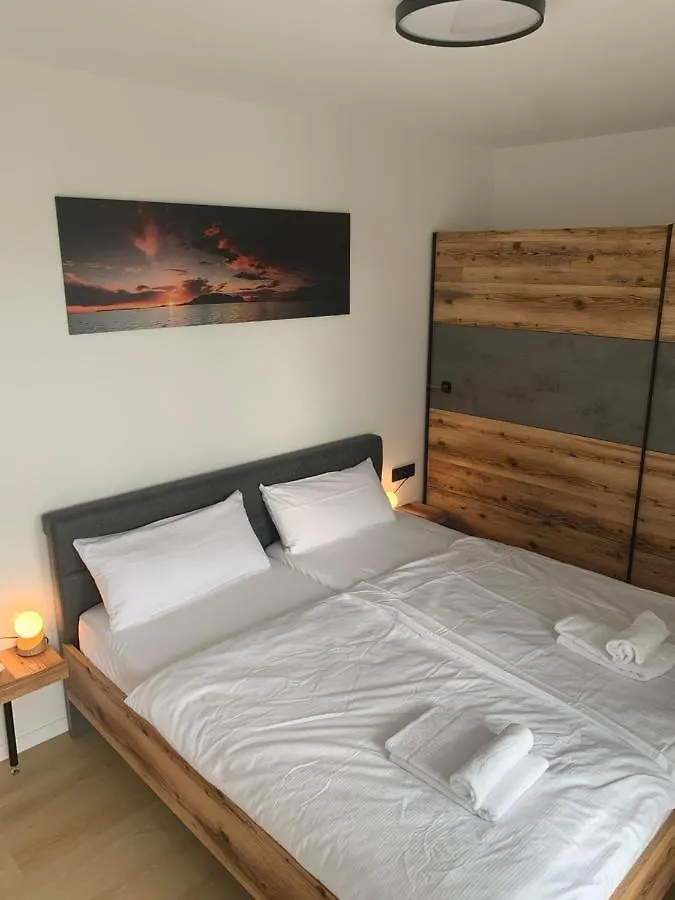 Vir Apartment Luisa